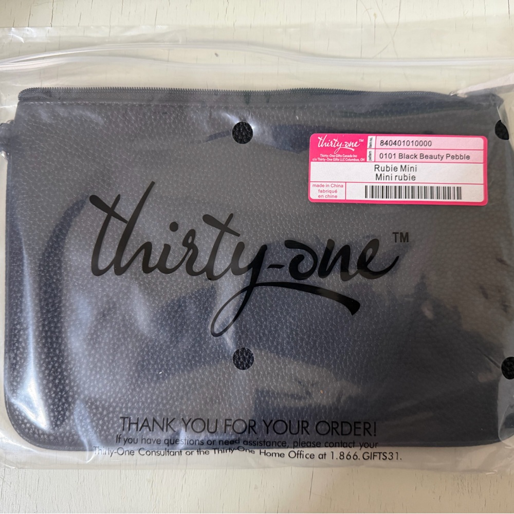 Thirty-One Black Beauty Pebble Clutch
